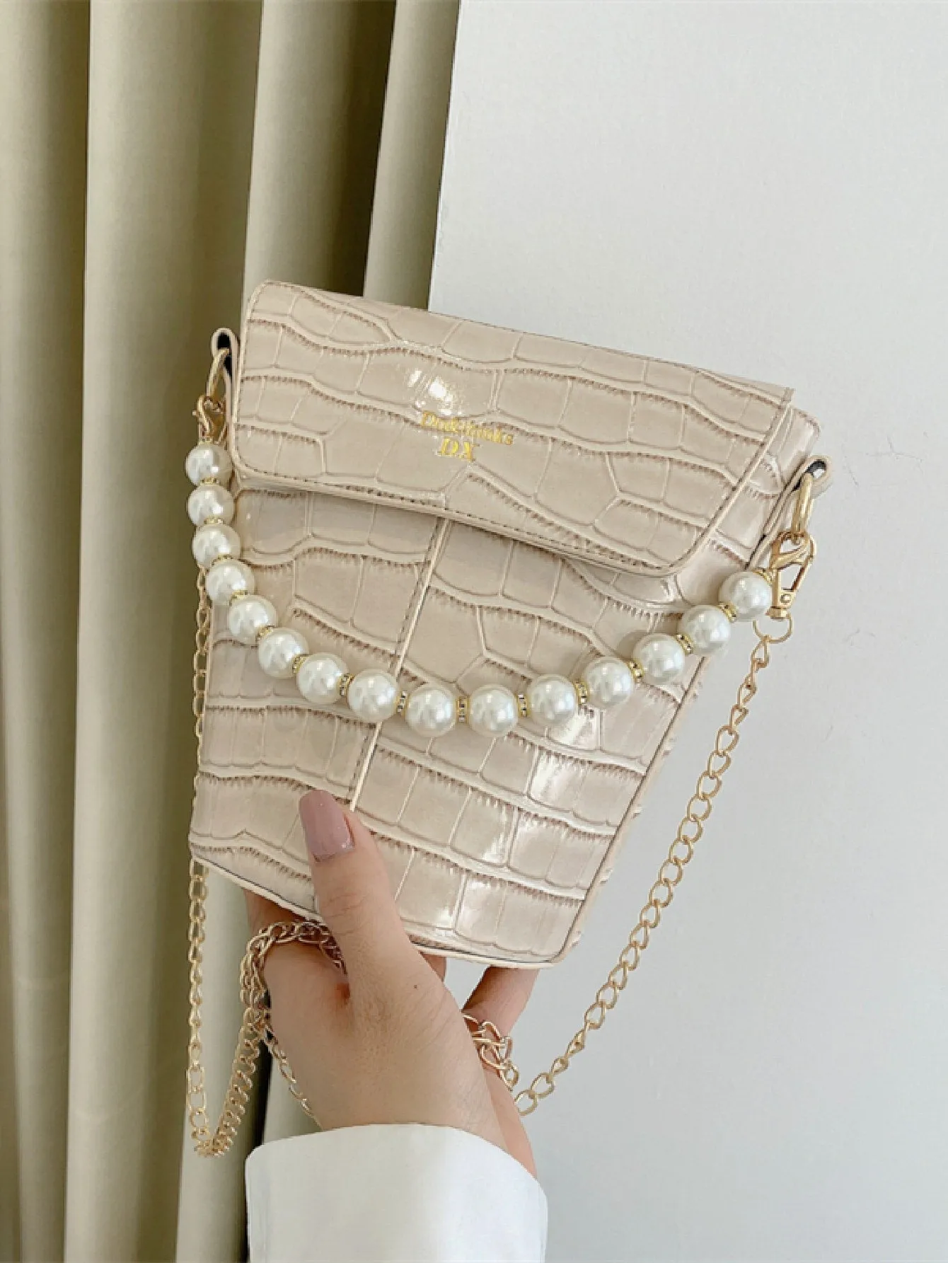 Faux Pearl Decor Croc Embossed Bucket Bag