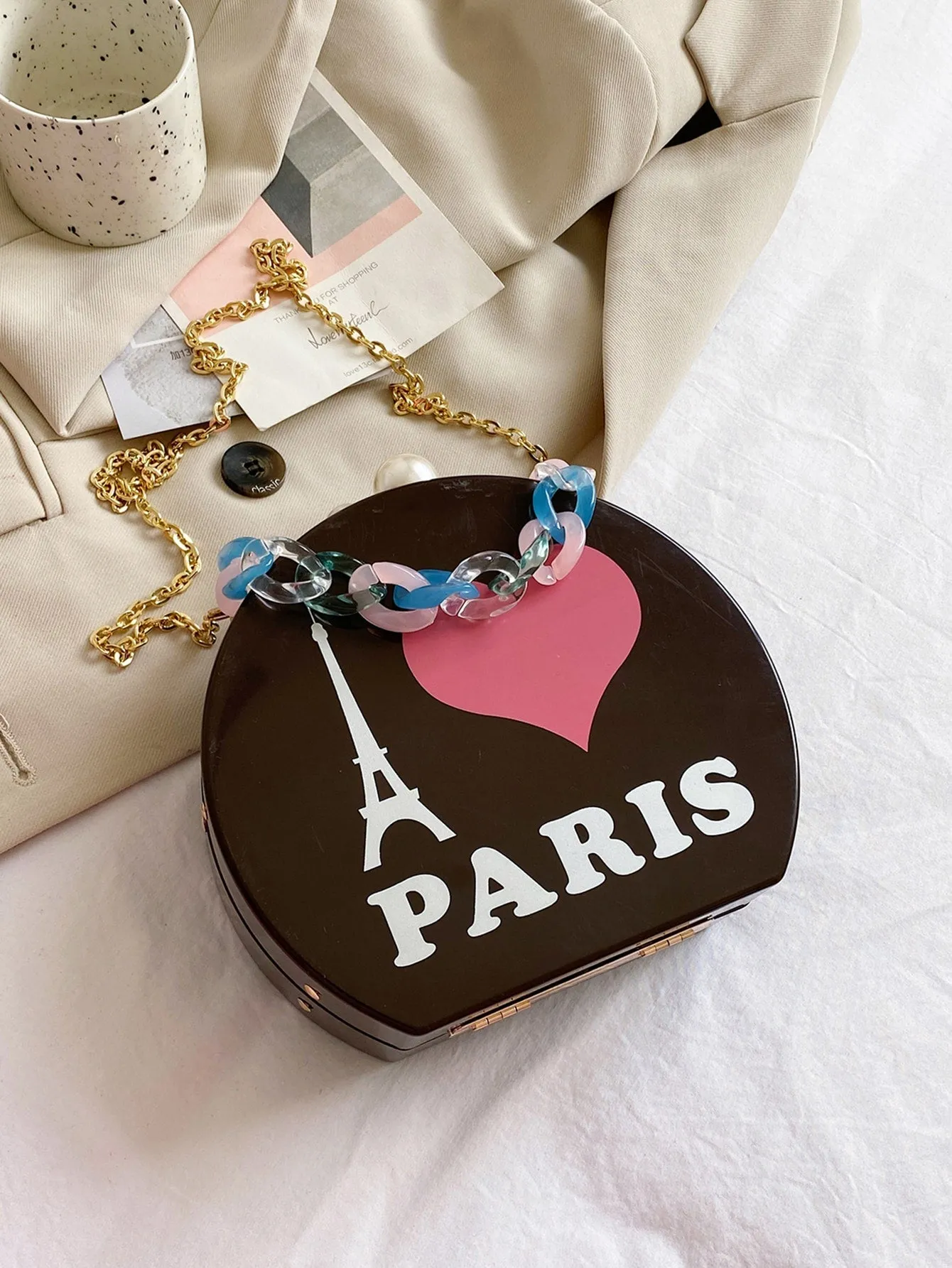 Letter & Heart Graphic Chain Box Bag