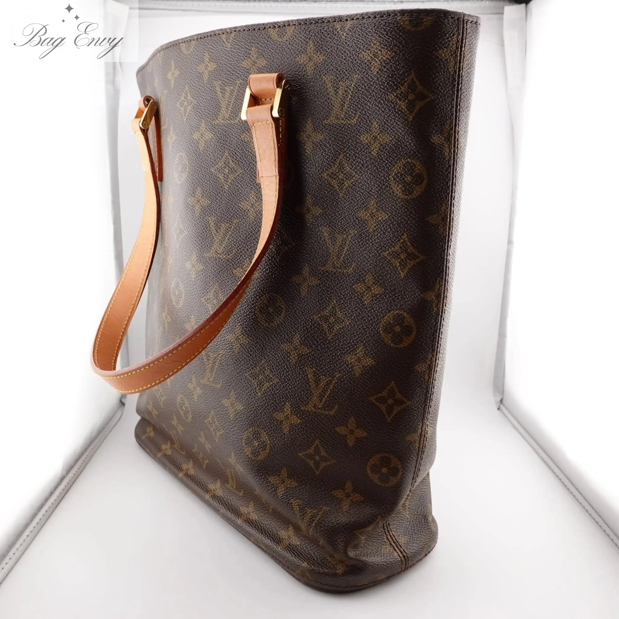 LOUIS VUITTON Monogram Vavin Tote GM