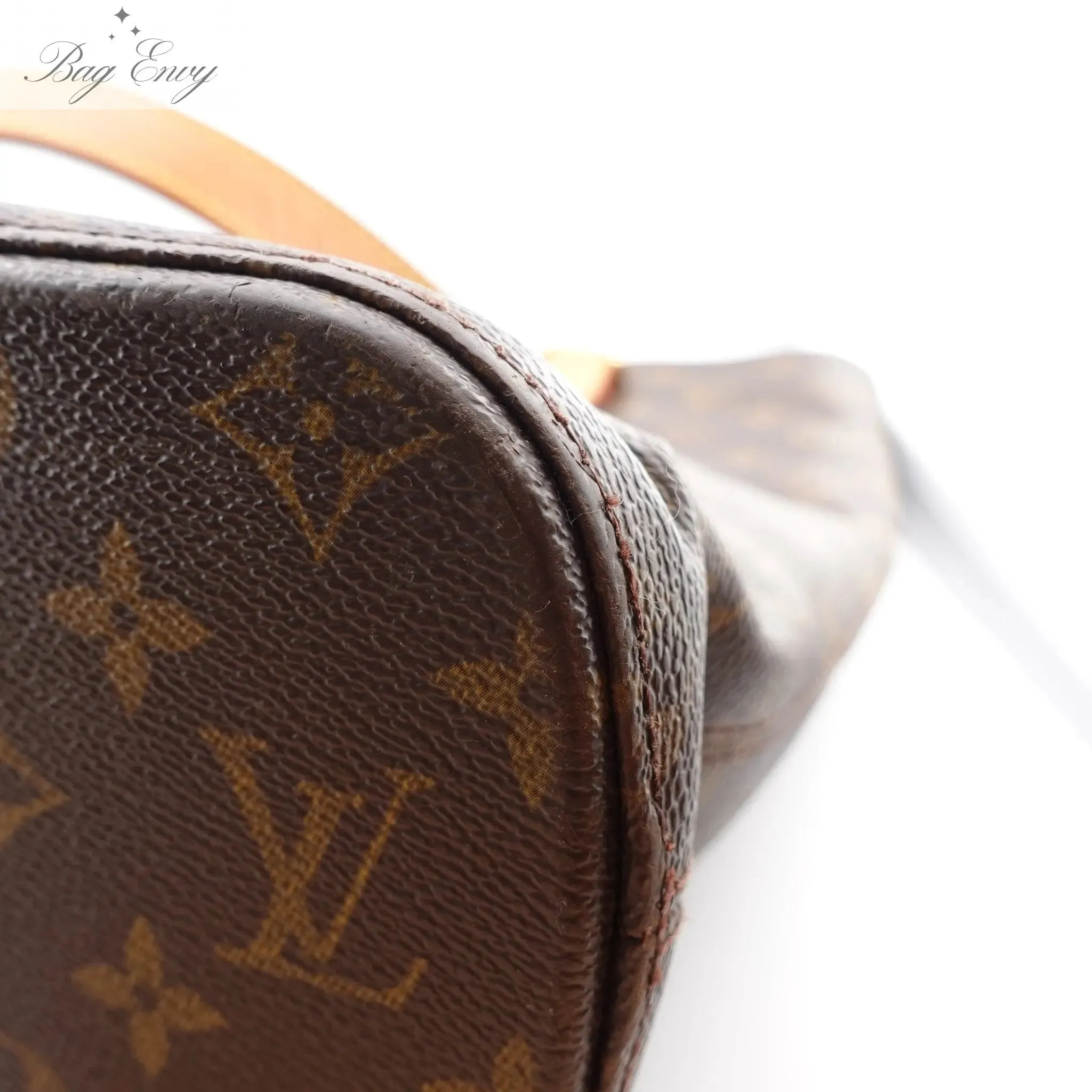 LOUIS VUITTON Monogram Vavin Tote GM