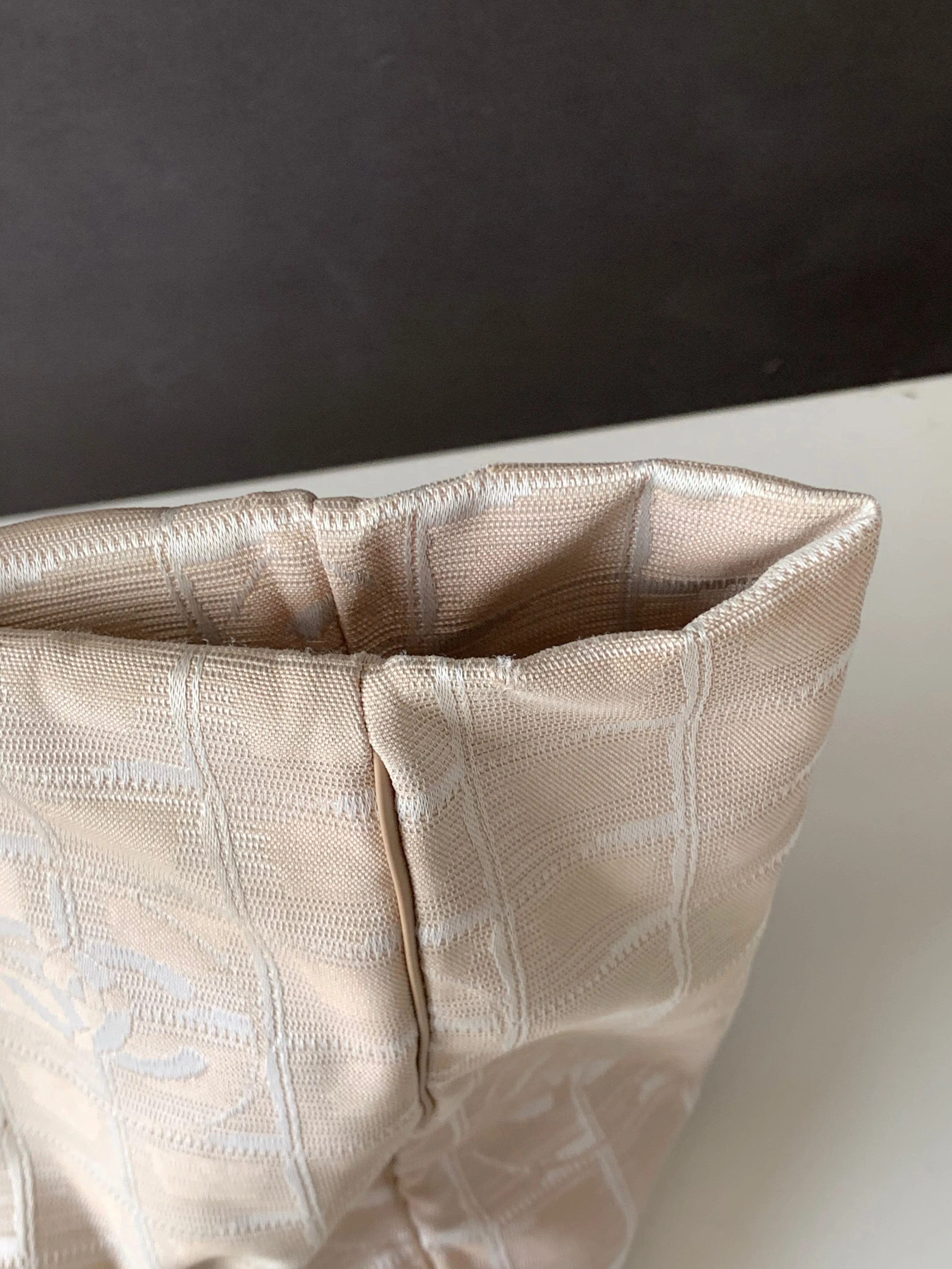 <b>CHANEL</b> <br>Travel Line Tote Medium