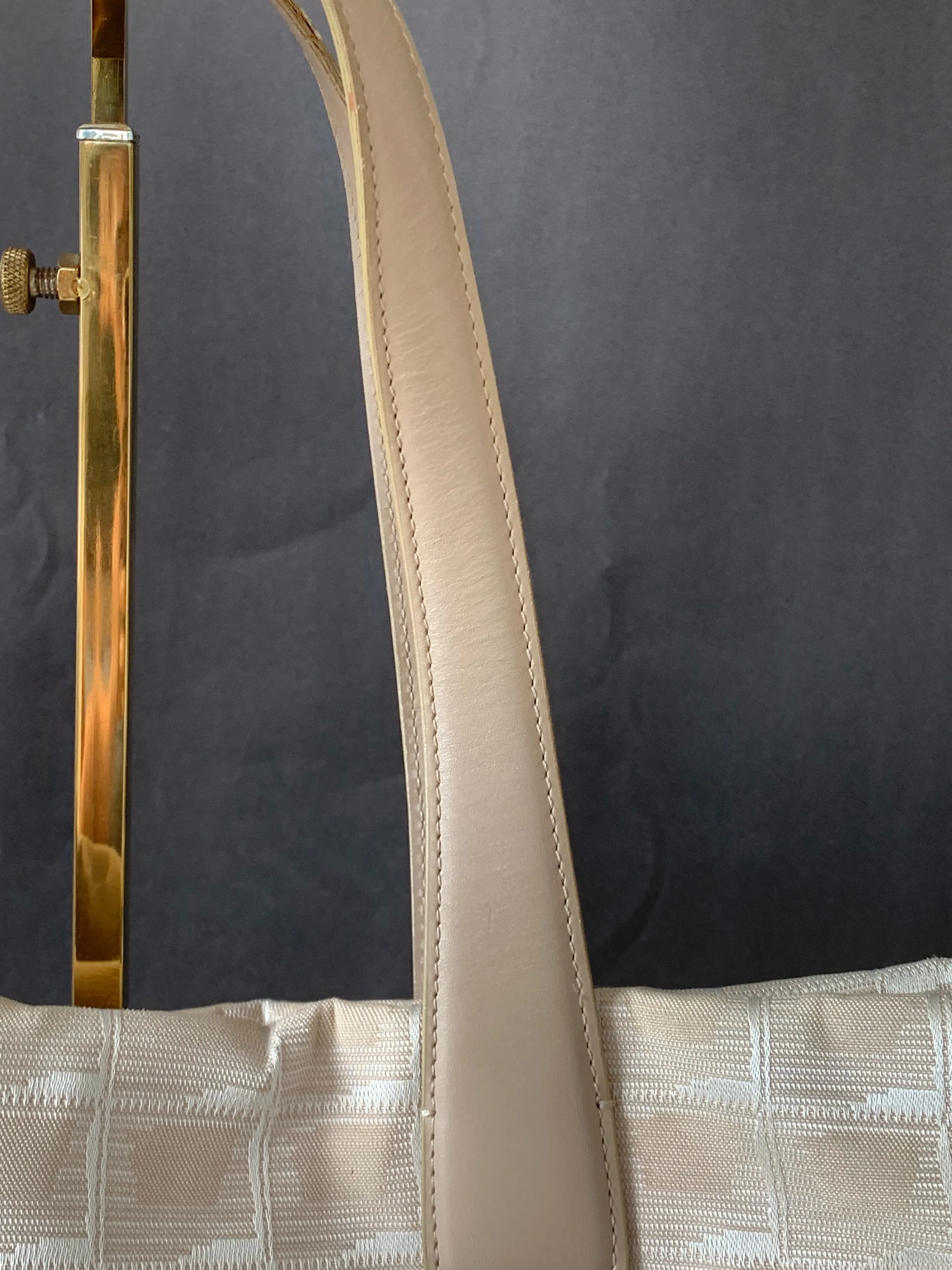 <b>CHANEL</b> <br>Travel Line Tote Medium