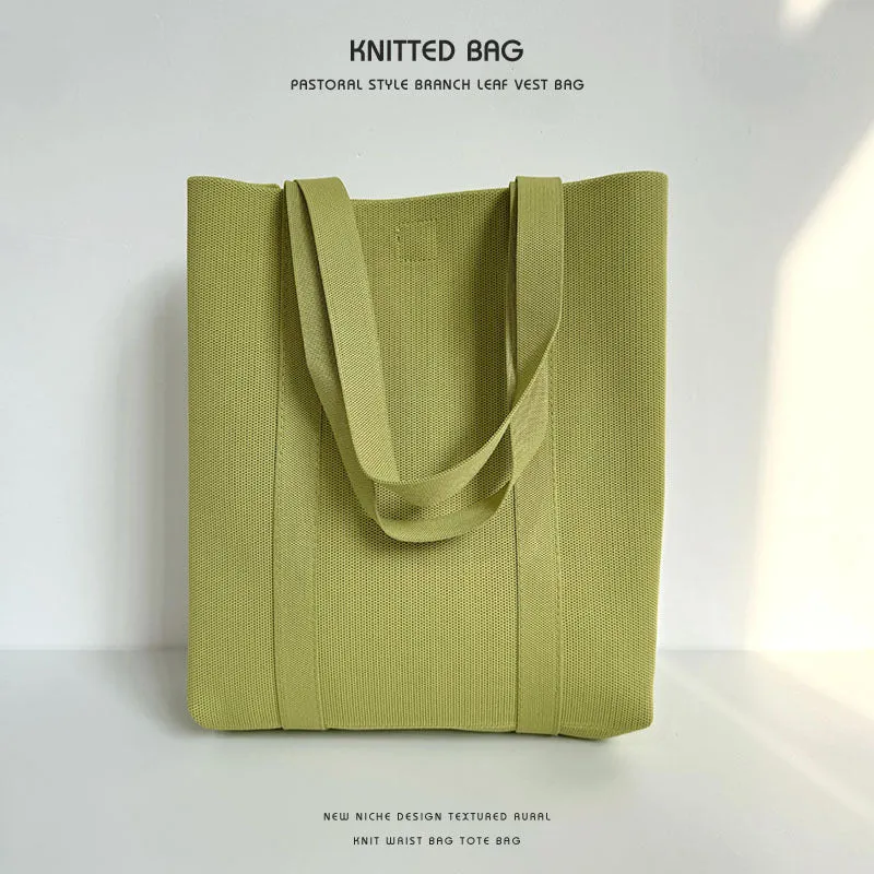 Solid color knitted tote bag