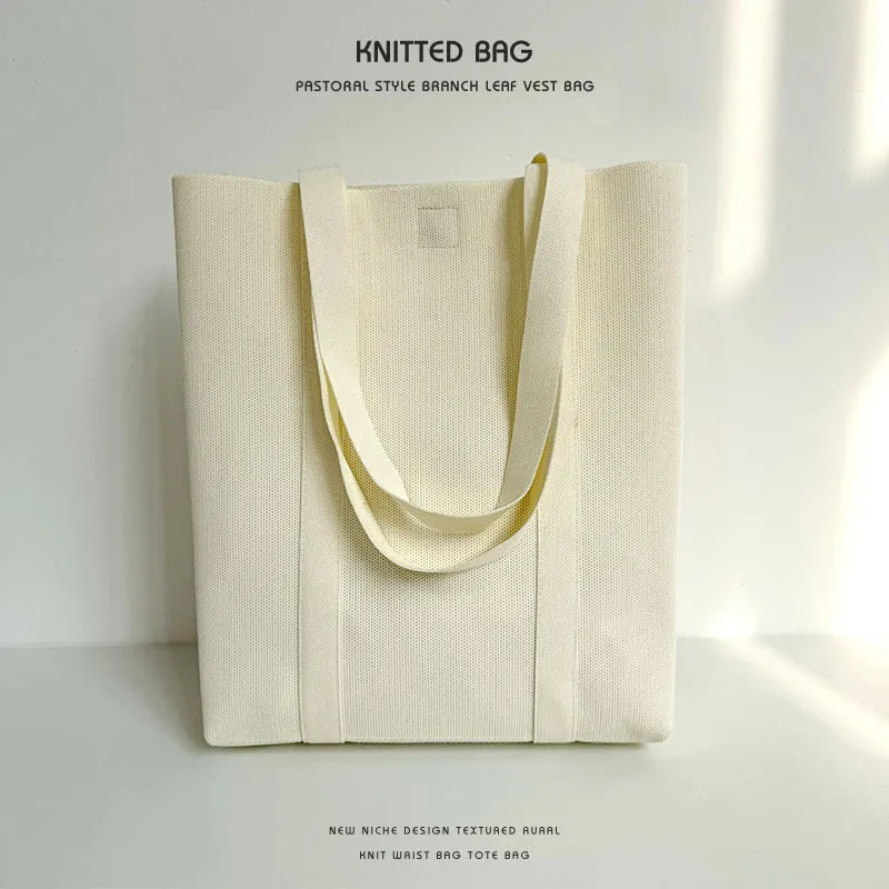 Solid color knitted tote bag